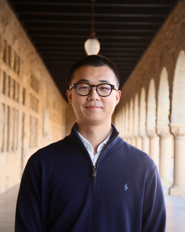 Portrait of Larry Liu